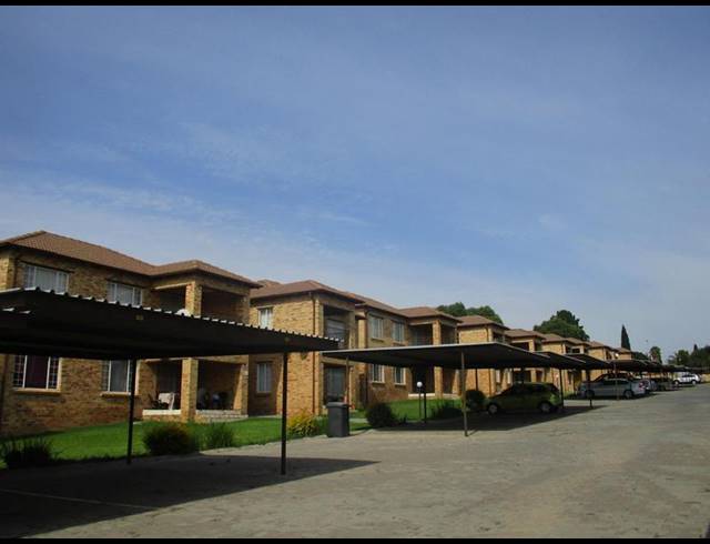 3 BEDROOM APARTMENT FOR SALE IN NOORDWYK